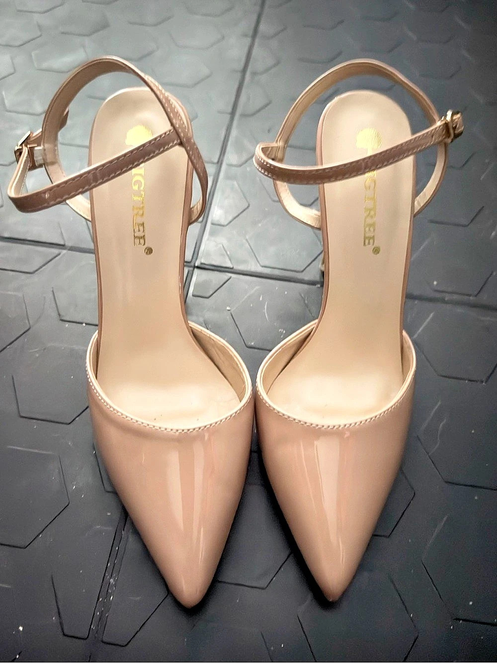 BIGTREE Patent Leather Pointed Toe Ankle Strap Stiletto Pumps